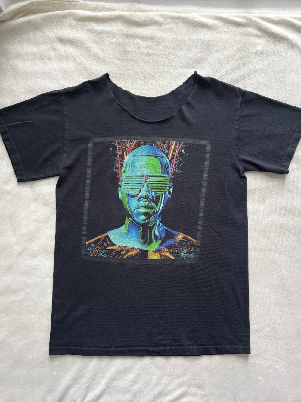 Kanye West 2008 Glow In the Dark Tour Graphic T-Shirt Black Vintage Size Small